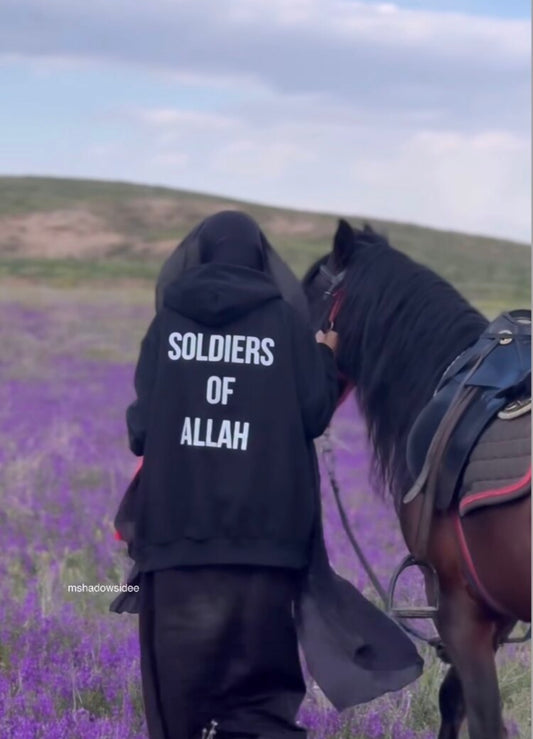 “Soldiers of ALLAH” Yazılı Baskılı Hoodie