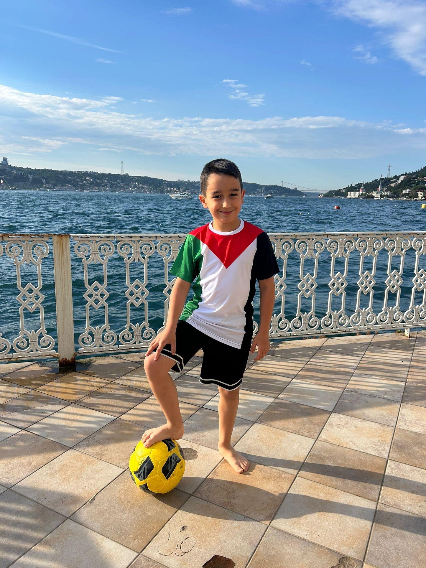 Filistin Bayrak Temalı Çocuk Forması