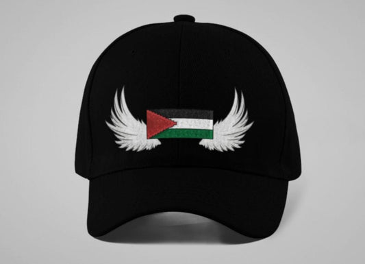قبعة فلسطينية بأجنحة ملاك